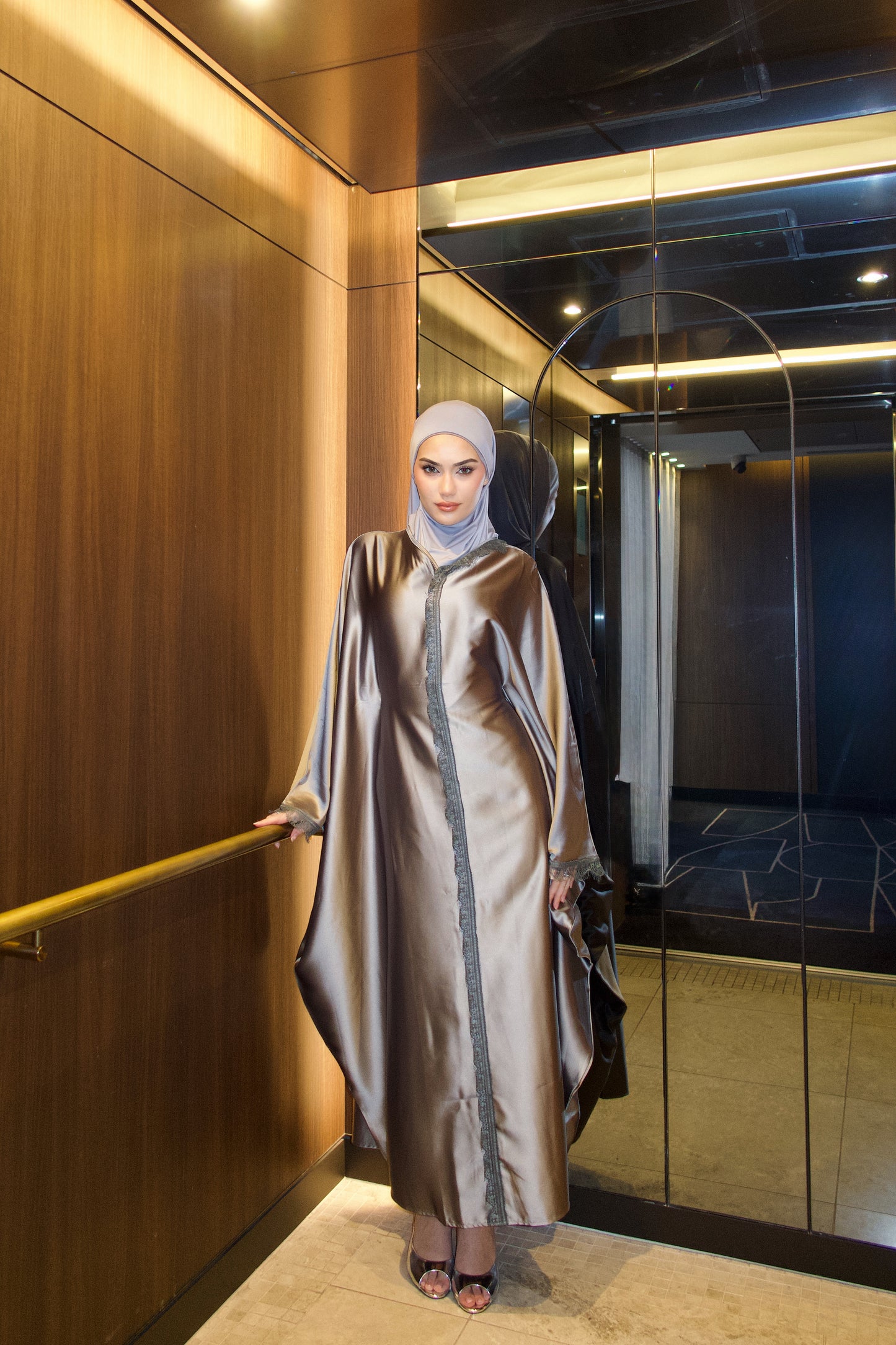 SILVER MIST ABAYA